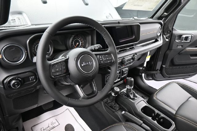 New 2026 Jeep Gladiator Sport AWD/4WD image 26
