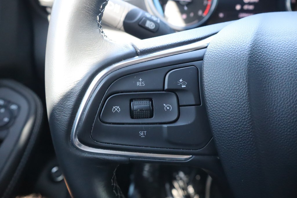 Used 2022 Buick Encore GX Select w/ Sport Touring Package FWD image 23