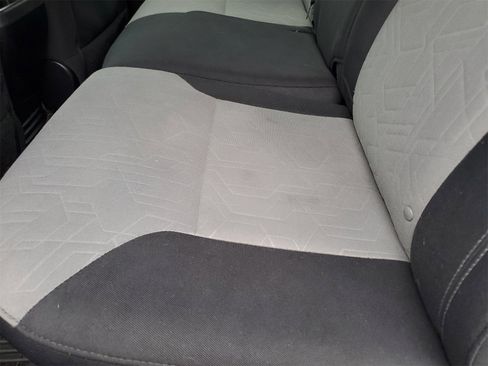 Certified 2023 Toyota Tacoma TRD Off-Road image 15