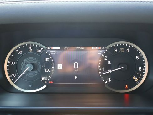 Certified 2023 Land Rover Defender 110 S AWD/4WD image 18