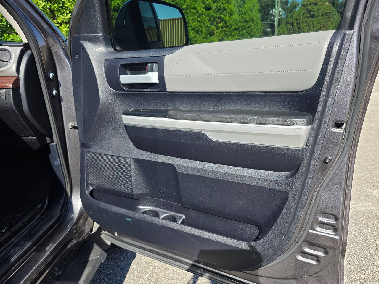 Used 2014 Toyota Tundra Limited w/ TRD Off Road Package AWD/4WD image 32