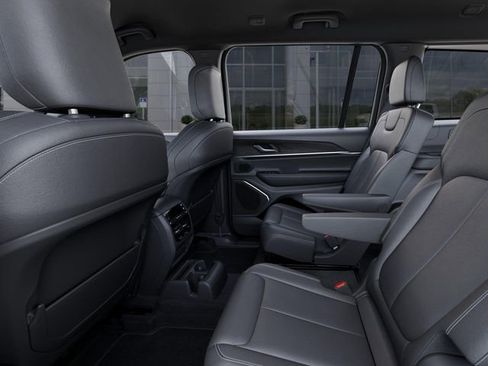 New 2026 Jeep Grand Cherokee L Limited image 23