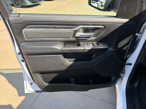 Used 2022 RAM 1500 Big Horn AWD/4WD image 13