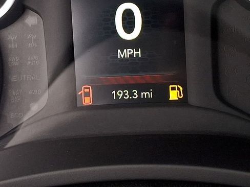 Used 2024 RAM 2500 Tradesman w/ Chrome Appearance Group image 16