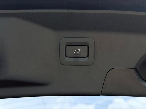 Used 2023 MAZDA CX-9 Touring Plus AWD/4WD image 15