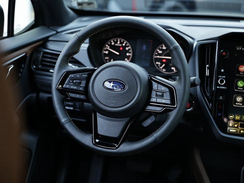 Used 2025 Subaru Forester Touring image 28