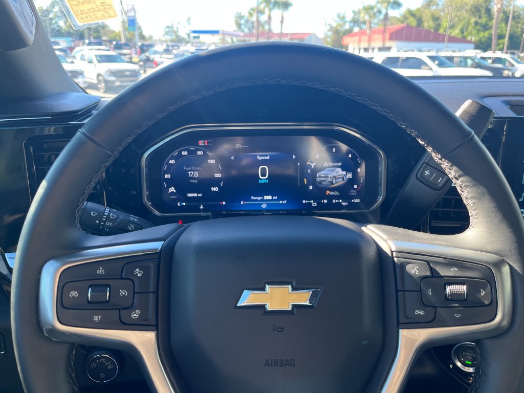 Used 2026 Chevrolet Silverado 1500 LT AWD/4WD image 16