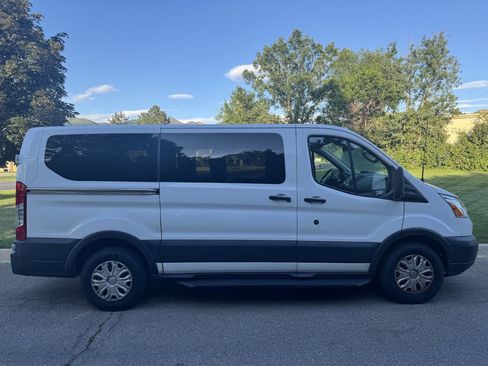 Used 2019 Ford Transit 150 XLT RWD image 2