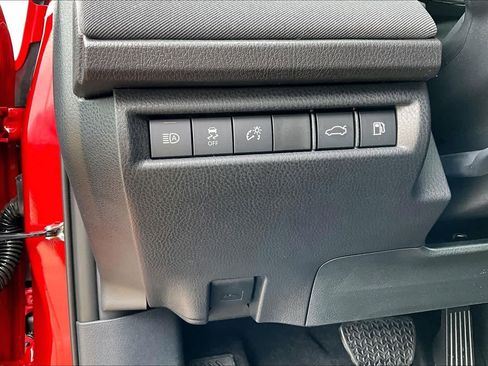New 2026 Toyota Camry LE FWD image 19