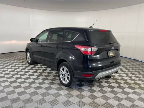 Used 2017 Ford Escape SE AWD/4WD image 14
