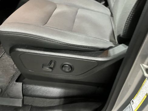 Used 2023 RAM 1500 Big Horn AWD/4WD image 18