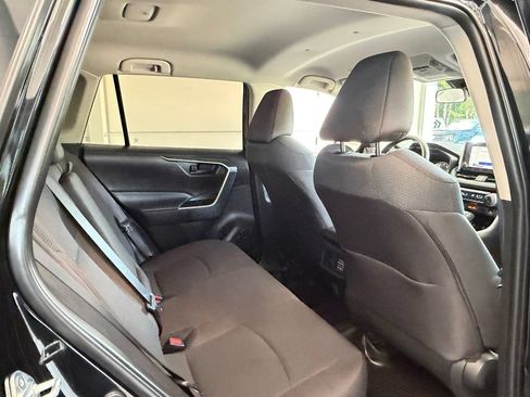 Used 2025 Toyota RAV4 LE FWD image 17