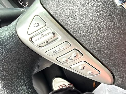 Used 2016 Nissan Sentra S FWD image 10