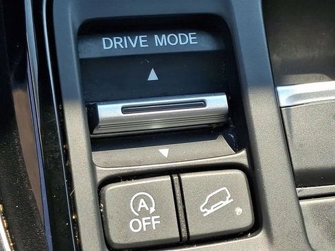 Used 2023 Honda Pilot Elite image 24