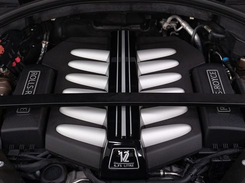 Certified 2019 Rolls-Royce Cullinan AWD/4WD image 55