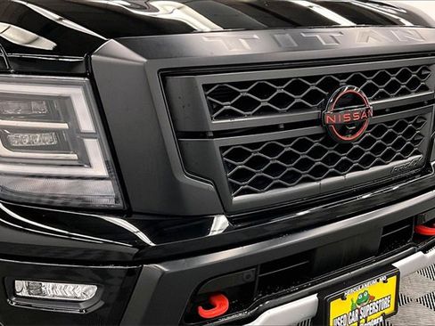 Used 2024 Nissan Titan PRO-4X w/ Pro-4x Convenience Package image 31