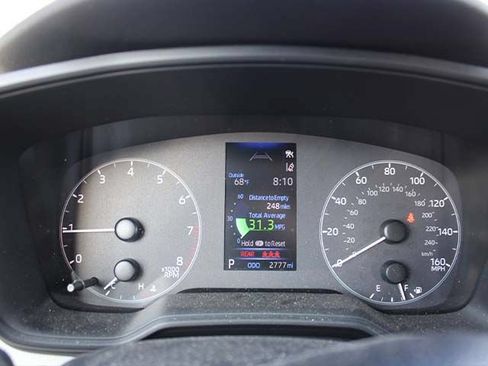 Used 2024 Toyota Corolla LE FWD image 9