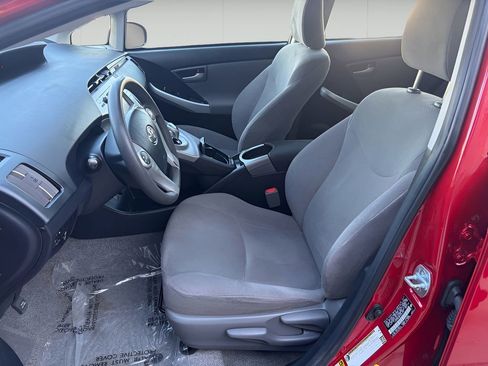 Used 2015 Toyota Prius Two FWD image 6