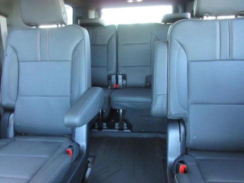 New 2026 Chevrolet Suburban RST w/ Comfort Package AWD/4WD image 21