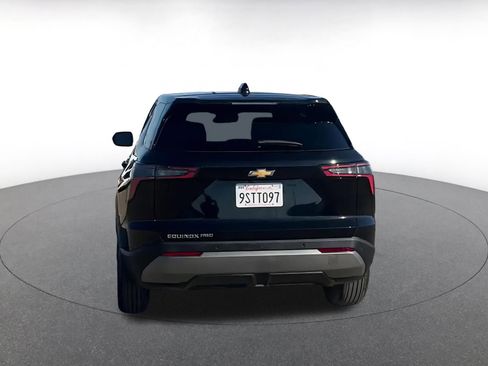 Used 2025 Chevrolet Equinox LT image 10