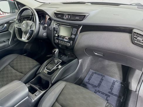 Certified 2022 Nissan Rogue Sport SV w/ Technology Package image 31