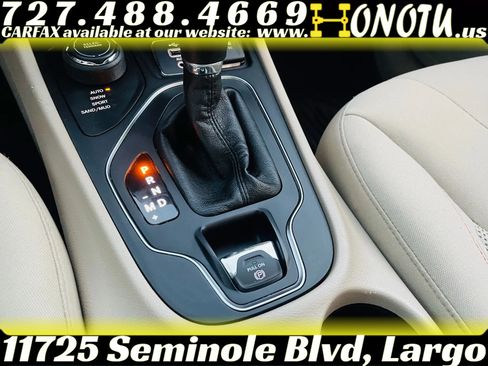 Used 2019 Jeep Cherokee Latitude w/ Popular Appearance Group AWD/4WD image 36