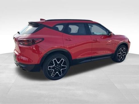 Certified 2023 Chevrolet Blazer RS w/ Driver Confidence II Package AWD/4WD image 5