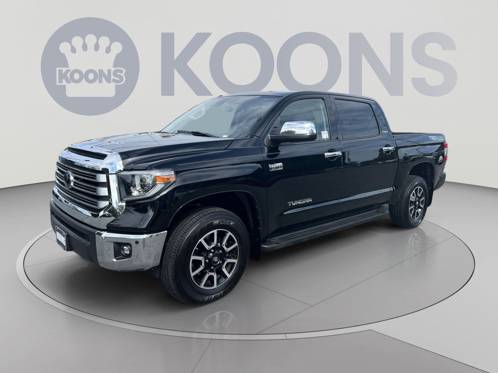 Used 2018 Toyota Tundra Limited w/ Limited Premium Package AWD/4WD image 1