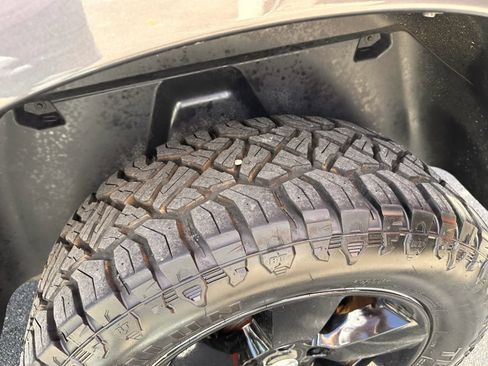 Used 2015 RAM 1500 Express AWD/4WD image 14