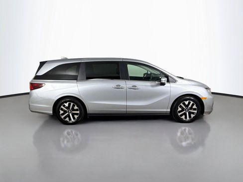 Certified 2025 Honda Odyssey EX-L image 18