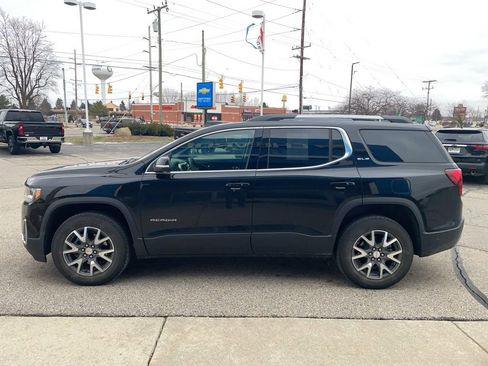 Used 2023 GMC Acadia SLE w/ Driver Convenience Package image 6