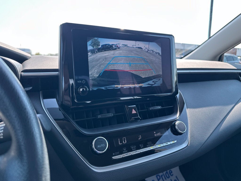 Used 2026 Toyota Corolla LE FWD image 20