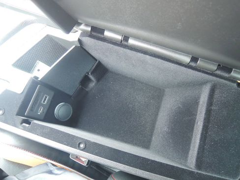 Used 2024 Cadillac CT5 V Blackwing w/ Carbon Fiber Package 2 RWD image 30