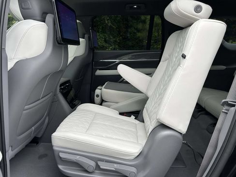 New 2026 Cadillac Escalade IQL Sport 1 w/ LPO, ONYX Package AWD/4WD image 14