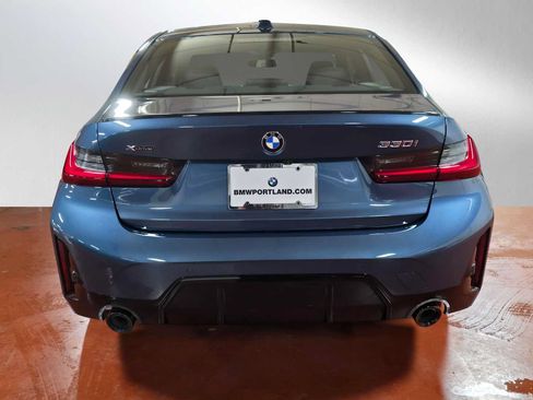 Used 2026 BMW 330i xDrive Sedan w/ M Sport Package AWD/4WD image 4