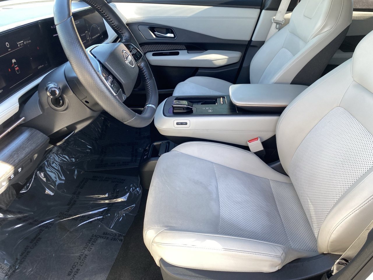 Certified 2023 Nissan Ariya FWD image 27