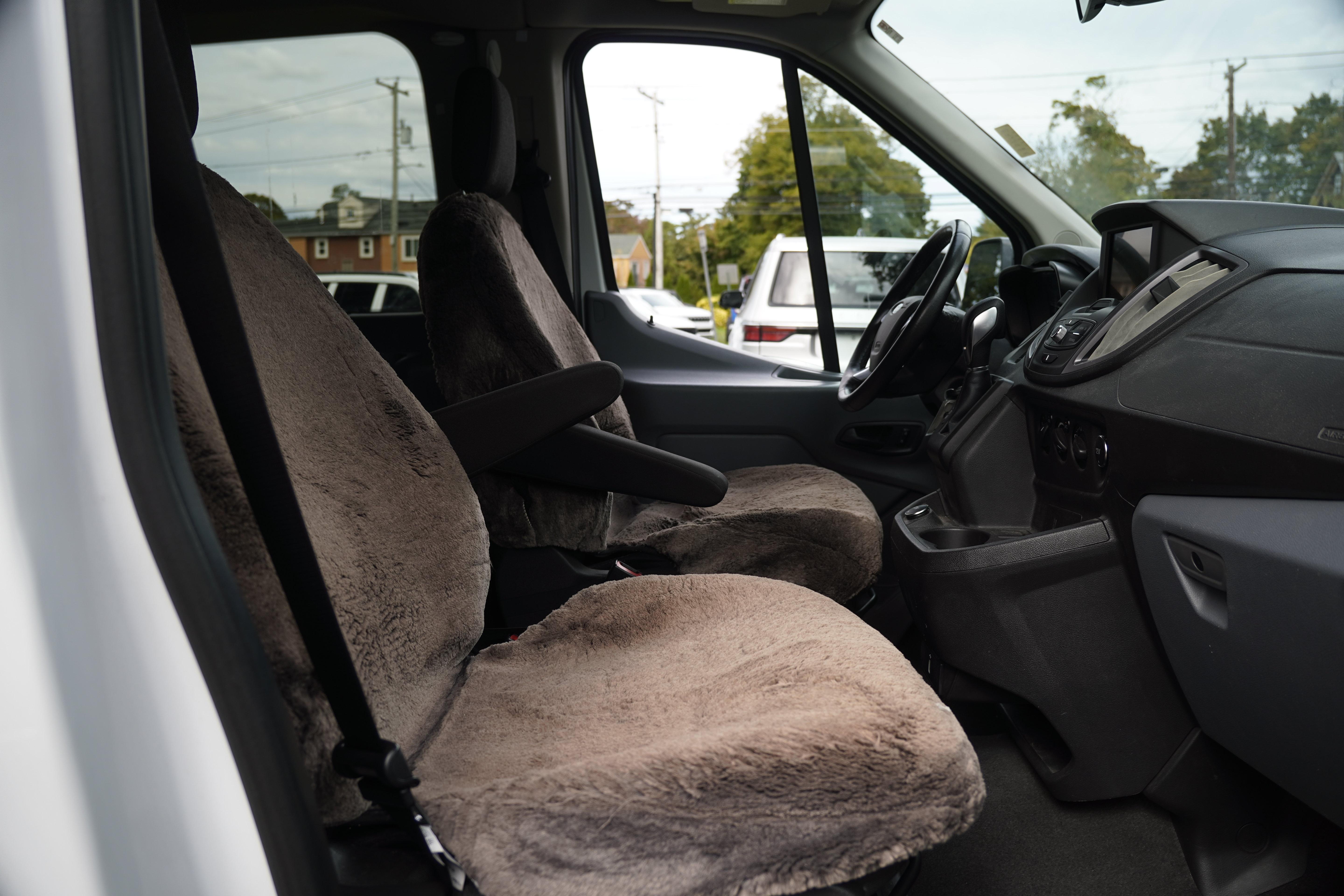Used 2019 Ford Transit 350 XLT RWD image 30