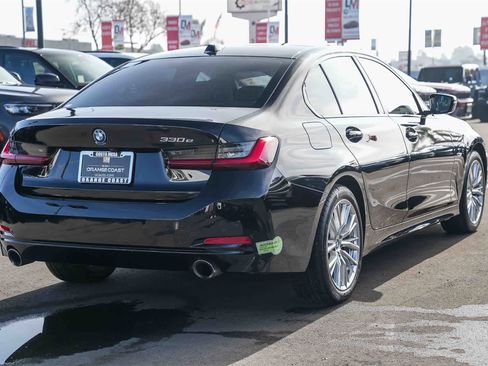 Used 2023 BMW 330e w/ Driving Assistance Package image 4