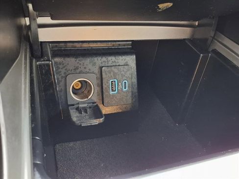 Used 2021 Ford Explorer ST w/ Equipment Group 401A image 14