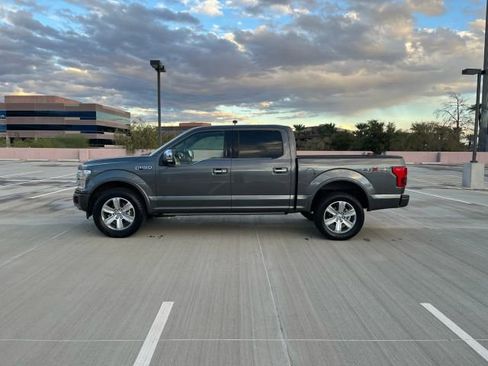 Used 2018 Ford F150 Platinum w/ Max Trailer Tow Package image 8