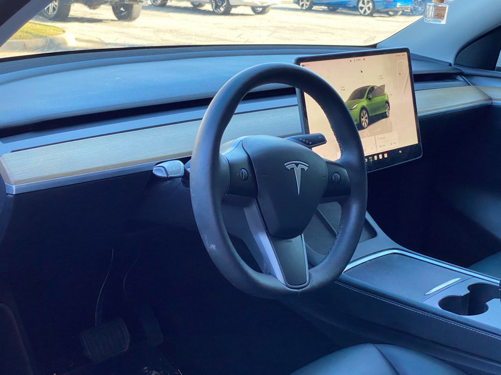 Used 2023 Tesla Model Y Long Range AWD/4WD image 7