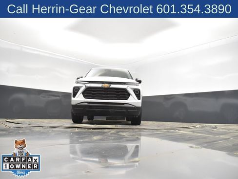 Used 2025 Chevrolet TrailBlazer LS w/ LS Convenience Package FWD image 46