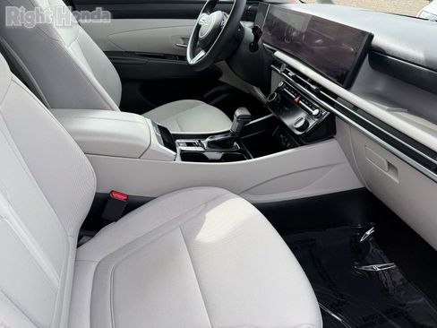 Used 2025 Hyundai Tucson SEL image 32