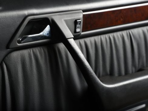 Used 1994 Mercedes-Benz E 500 Sedan image 29