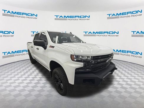 Used 2021 Chevrolet Silverado 1500 Custom Trail Boss w/ LPO, Dark Essentials Package AWD/4WD image 7