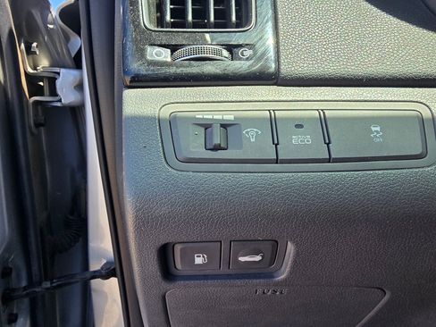 Used 2012 Hyundai Sonata Limited FWD image 14