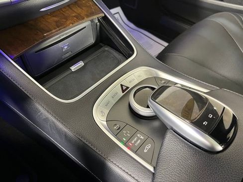 Used 2015 Mercedes-Benz S 550 4MATIC Sedan image 33