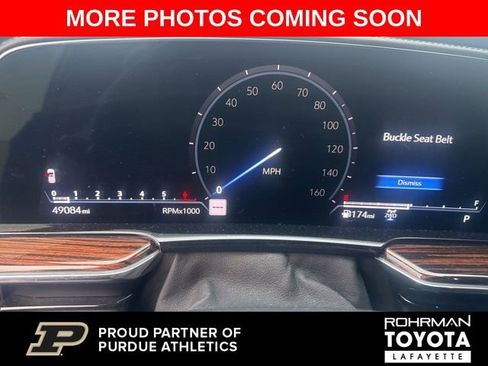 Used 2021 Cadillac Escalade Premium Luxury w/ Driver Assist Tech Package image 8