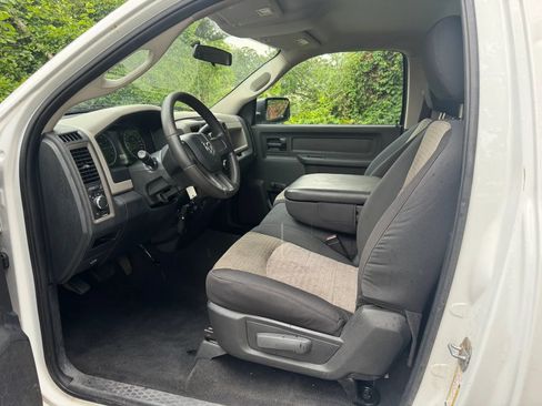 Used 2011 RAM 1500 Tradesman RWD image 11