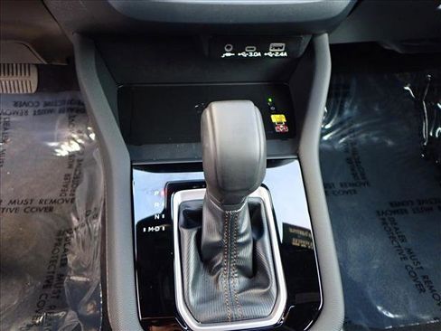 Certified 2025 Subaru Forester Sport image 21